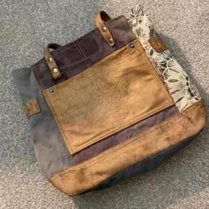 Myra 👜 Handbag 👜